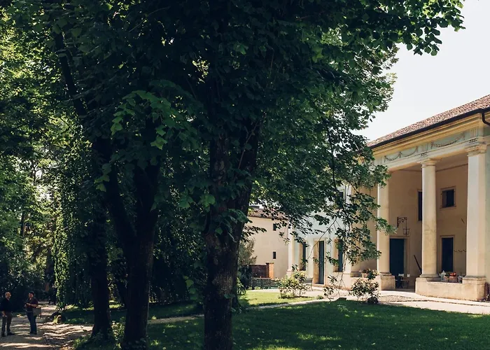 Hotel Barchessa *